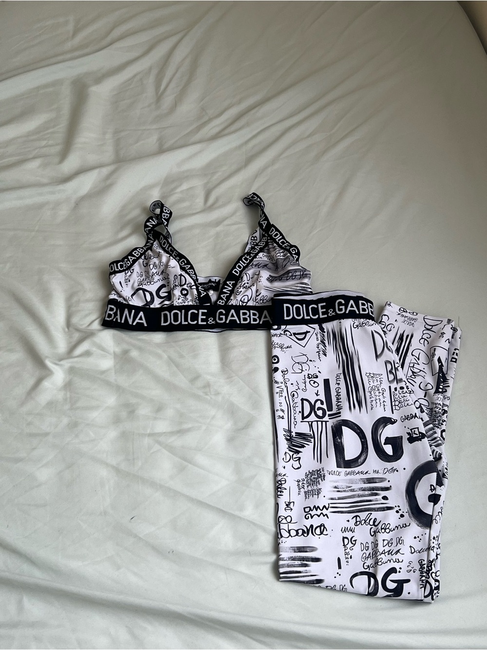 Dolce & Gabbana White and Black Logo Graphic Sports Set